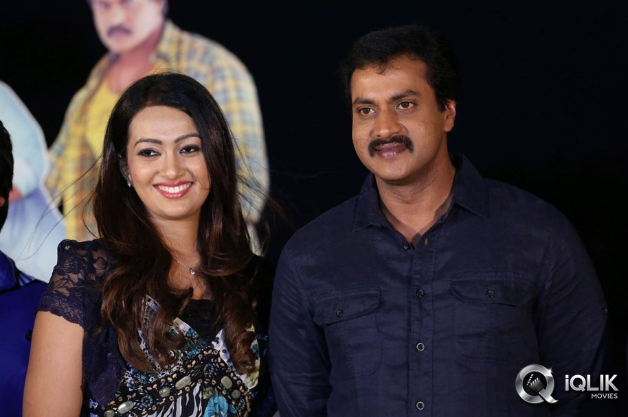 Sunil-Birthday-Celebrations-with-Bheemavaram-Bullodu-Team